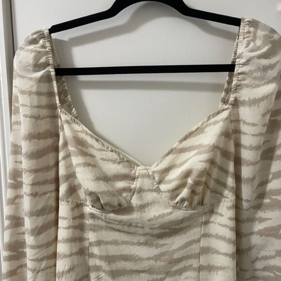 Blue Blush Animal Print Open Back Mini Dress L NWT Cottagecore Fairycore Y2K - Picture 4 of 11